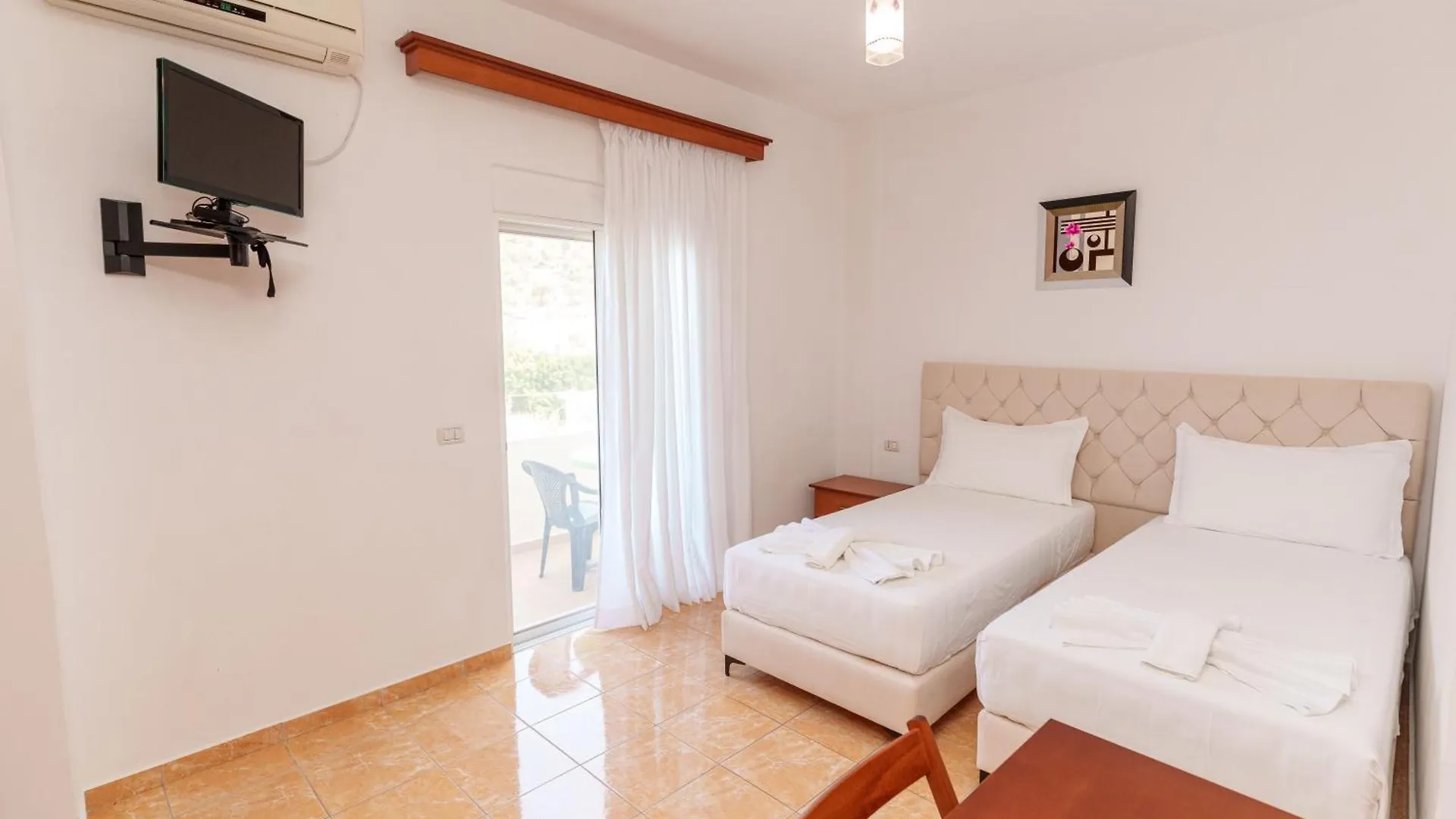 Villa Abiori 2 사밀 0*,  알바니아